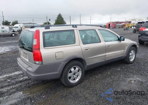 2001 Volvo V70 Xc z USA, uszkodzony, nr VIN YV1SZ58D311031798